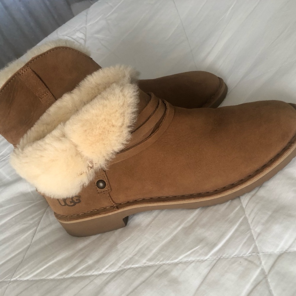 UGG Ankle Boot